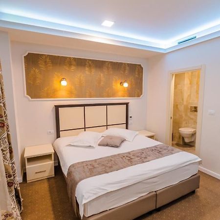 Hostel Parc Fălticeni Εξωτερικό φωτογραφία