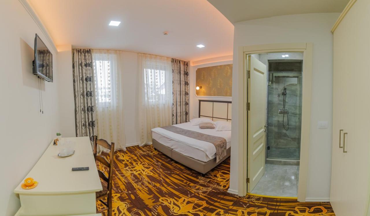 Hostel Parc Fălticeni Εξωτερικό φωτογραφία
