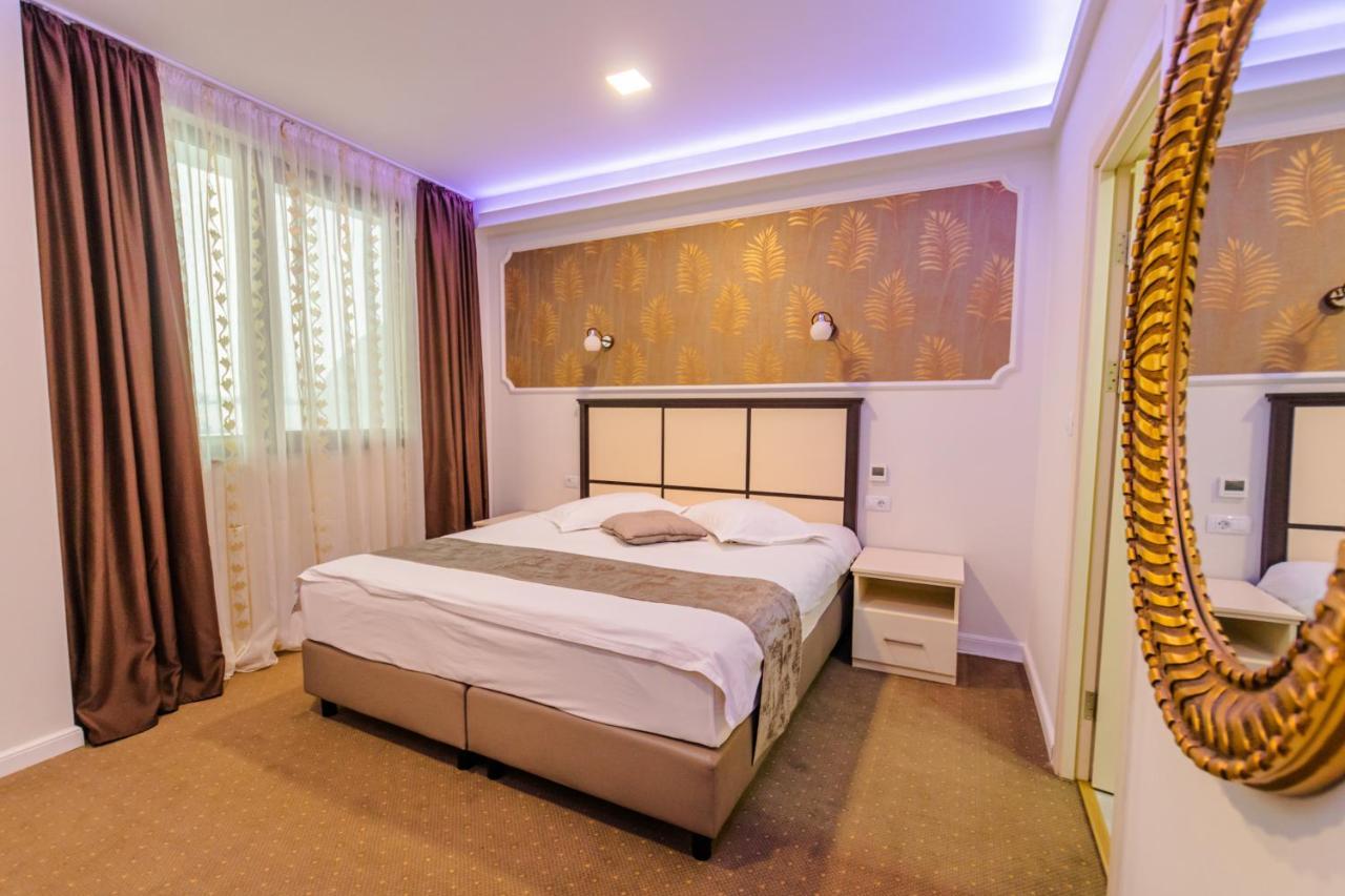 Hostel Parc Fălticeni Εξωτερικό φωτογραφία