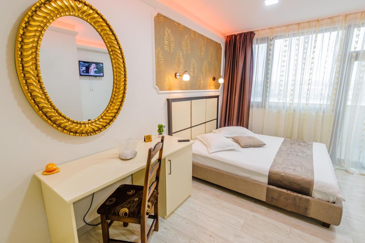 Hostel Parc Fălticeni Εξωτερικό φωτογραφία