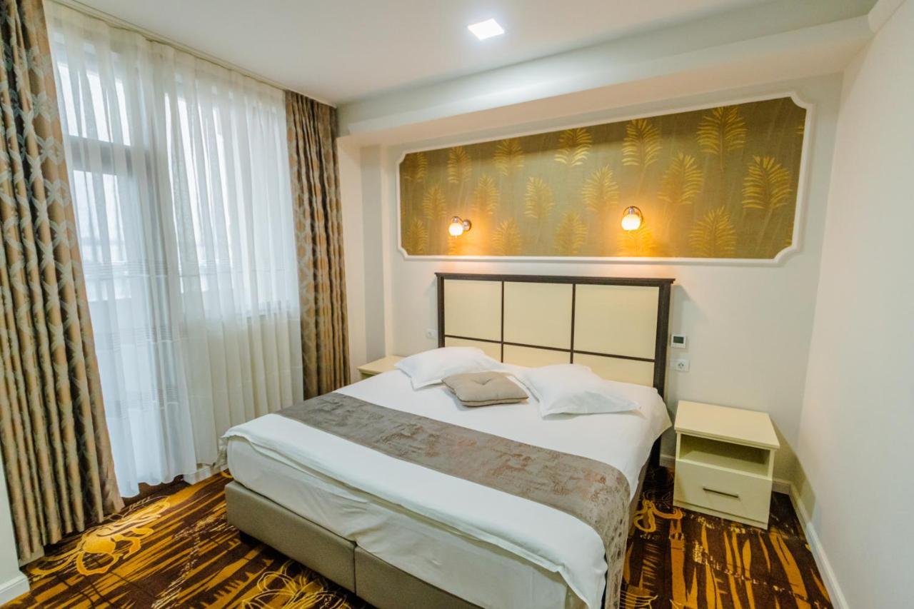 Hostel Parc Fălticeni Εξωτερικό φωτογραφία