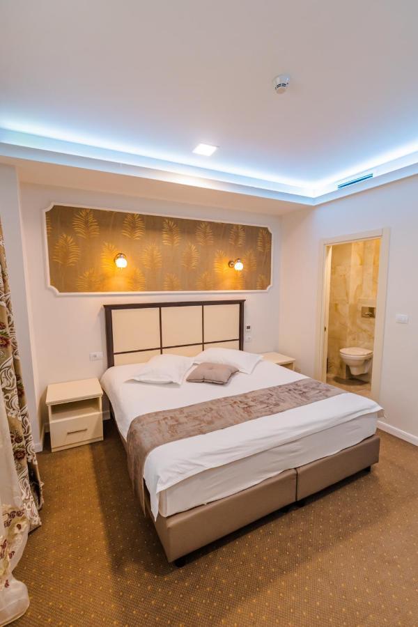 Hostel Parc Fălticeni Εξωτερικό φωτογραφία